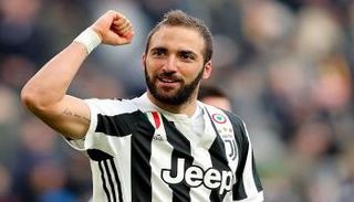 جونزالو هيجوايين - صورة أرشيفية 