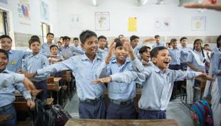 نظام تعليم جديد يركز على رفاهية الطالب بدلا من أدائه