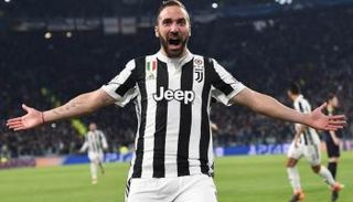 جونزالو هيجوايين