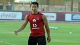 عمرو جمال يطالب الأهلي المصري بسرعة تحديد موقفه 