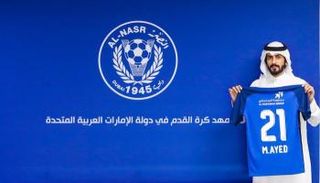 عايض عقب التوقيع للنصر