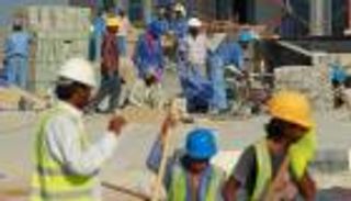 مأساة 600 عامل هندي في قطر محرومون من رواتبهم منذ 6 أشهر