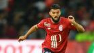 الجزائري بهلولي يخرج من حسابات ليل الفرنسي