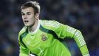 الفتح السعودي يضم حارس دينامو كييف