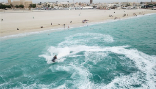 شرطة دبي تستخدم "الدرون" في ضبط مخالفي أمن السلامة الشاطئية