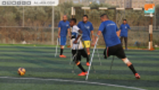 بالصور.. فريق كرة قدم لمبتوري الأطراف في غزة