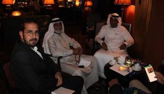 الفنان الإماراتي منصور الفيلي والمخرج عامر سالمين المري