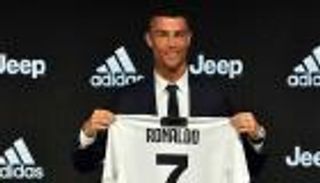 الضرائب الإسبانية تفرض غرامة 19 مليون دولار على رونالدو