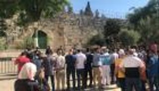 قوات الاحتلال تنسحب من المسجد الأقصى وتعيد فتح أبوابه