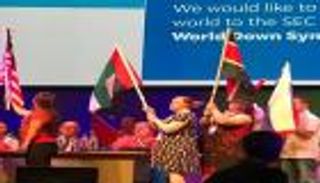 الإمارات تتسلم راية استضافة الكونغرس العالمي لمتلازمة داون 2020 