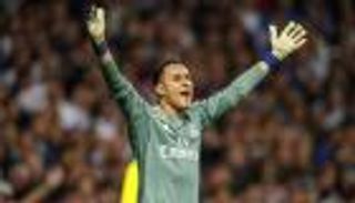 نافاس يكشف موقفه من تعاقد ريال مدريد مع حارس جديد