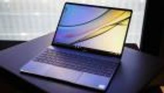 بالصور.. مواصفات هواوي ميت بوك برو x منافس "ماك بوك"