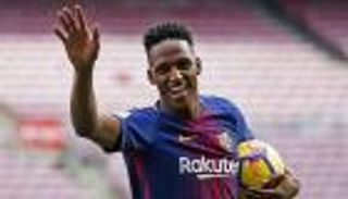 ياري مينا يزيد التكهنات حول انتقاله إلى مانشستر يونايتد