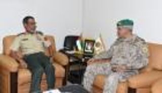 رئيس الأركان الإماراتي يستقبل قائد قوات درع الجزيرة المشتركة