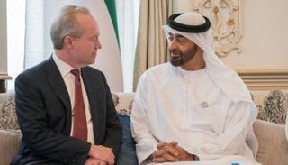  الشيخ محمد بن زايد آل نهيان ورئيس شركة 