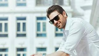 الفنان أحمد عز 