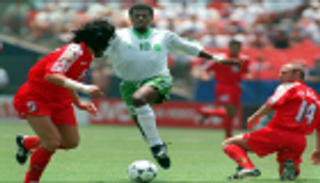 سعيد العويران يبدأ ترتيبات مباراة اعتزاله