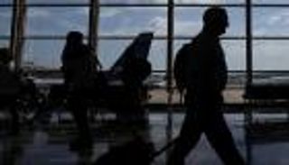 "السموات الهادئة".. برنامج سري يراقب المسافرين جوا بالولايات المتحدة