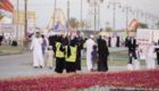 مهرجان الورد والفاكهة بتبوك يجذب 150 ألف زائر خلال 6 أيام