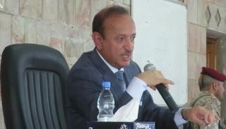 محافظ تعز أمين محمود