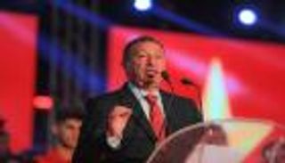 الأهلي يكرم أبطاله الرياضيين ويطلق النجمة الرابعة على شعاره