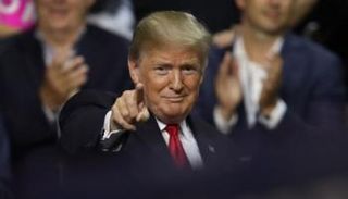 الرئيس الأمريكي دونالد ترامب خلال كلمته في فلوريدا