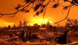 الرياح تقدم العون في مكافحة حرائق غابات كاليفورنيا