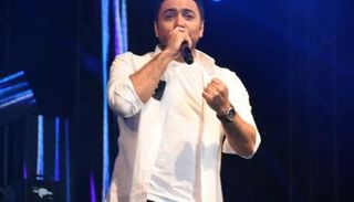 المطرب المصري تامر حسني 