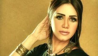 الممثلة المصرية إيناس عزالدين