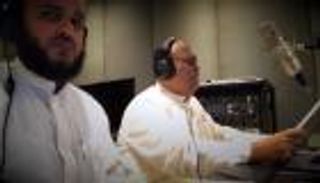 بالفيديو.. نبيل شعيل يقرأ سورة الرحمن مع الشيخ العفاسي 