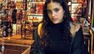 ابنة عمرو دياب ترد على منتقديها: لا أشرب الكحوليات