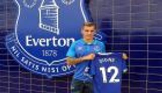 ديني يكشف رفضه ليفربول مرتين من أجل إيفرتون