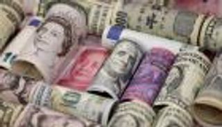 الدولار يواصل الصعود بدعم المخاوف