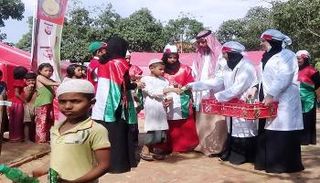 مبادرات فاطمة بنت مبارك التطوعية في مختلف دول العالم