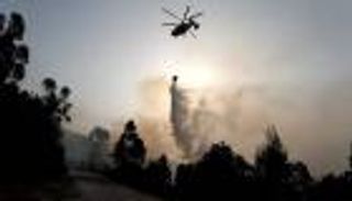 استمرار حرائق الغابات في البرتغال لليوم الرابع ونشر 1150 رجل إطفاء