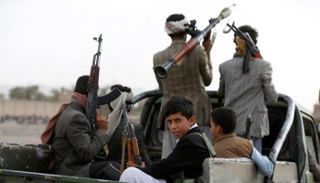 عناصر من مليشيا الحوثي الانقلابية