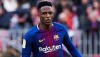 غياب مينا عن مران برشلونة يدعم تقارير رحيله