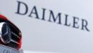 دايملر الألمانية توقف أنشطتها في إيران