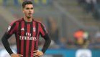 مهاجم ميلان على رأس أولويات إشبيلية