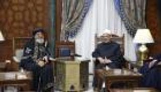 شيخ الأزهر يلتقي البابا تواضروس ويشيدان بالنموذج المصري في التعايش