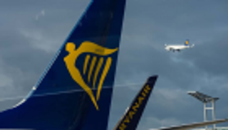 أكبر شركة طيران في أوروبا تواجه إضرابا للعمالة.. ما السبب؟