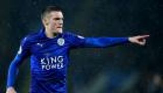 ليستر سيتي يعلن تجديد عقد فاردي