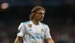 كورتوا يؤجل مفاوضات ريال مدريد مع مودريتش