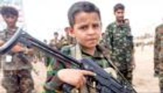مليشيا الحوثي.. الأكثر تجنيدا للأطفال والمتاجرة بقضاياهم في العالم