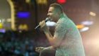 بالفيديو.. عمرو دياب يطرح "كل حياتي" في تعاون جديد مع تركي آل الشيخ