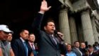 جواتيمالا.. محاولات لرفع الحصانة عن الرئيس للتحقيق معه بتهم فساد