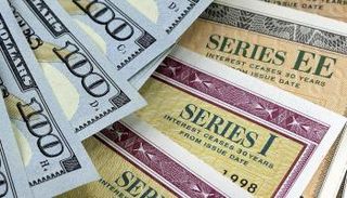 روسيا ستخفض حيازاتها من الأوراق المالية الأمريكية