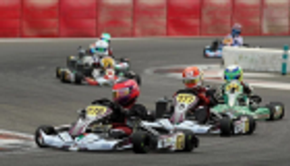 آمنة وحمدة القبيسي إماراتيتان في الفورمولا تسيران على درب العالمية