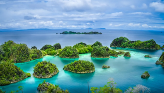 أحد شواطئ إندونيسيا