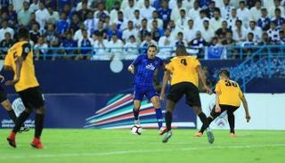 صورة من مباراة الهلال السعودي والشباب العماني